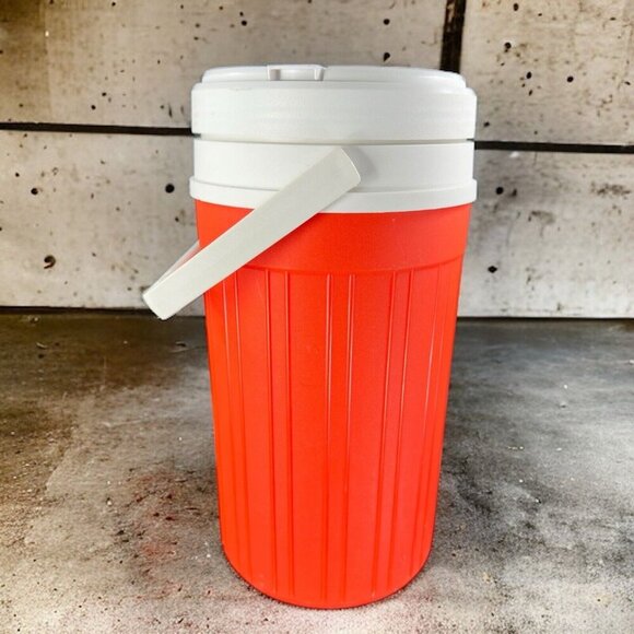 Fiesta Krispy Kreme One Gallon Drink Cooler Jug Red With White Top Handle 13inch - Picture 1 of 14